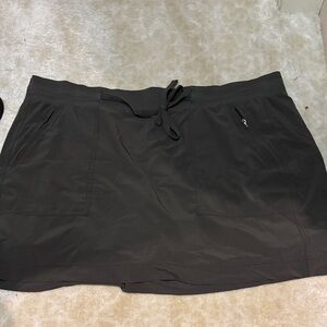 Athleta Chelsea Cargo Skort